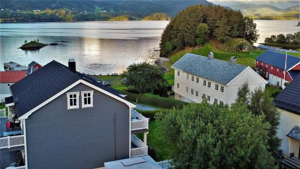 Ola Bua Near The Atlantic Road Lyngstad Exterior photo